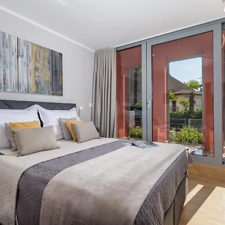 Apartmán Luxury Center -50m To The Sea *